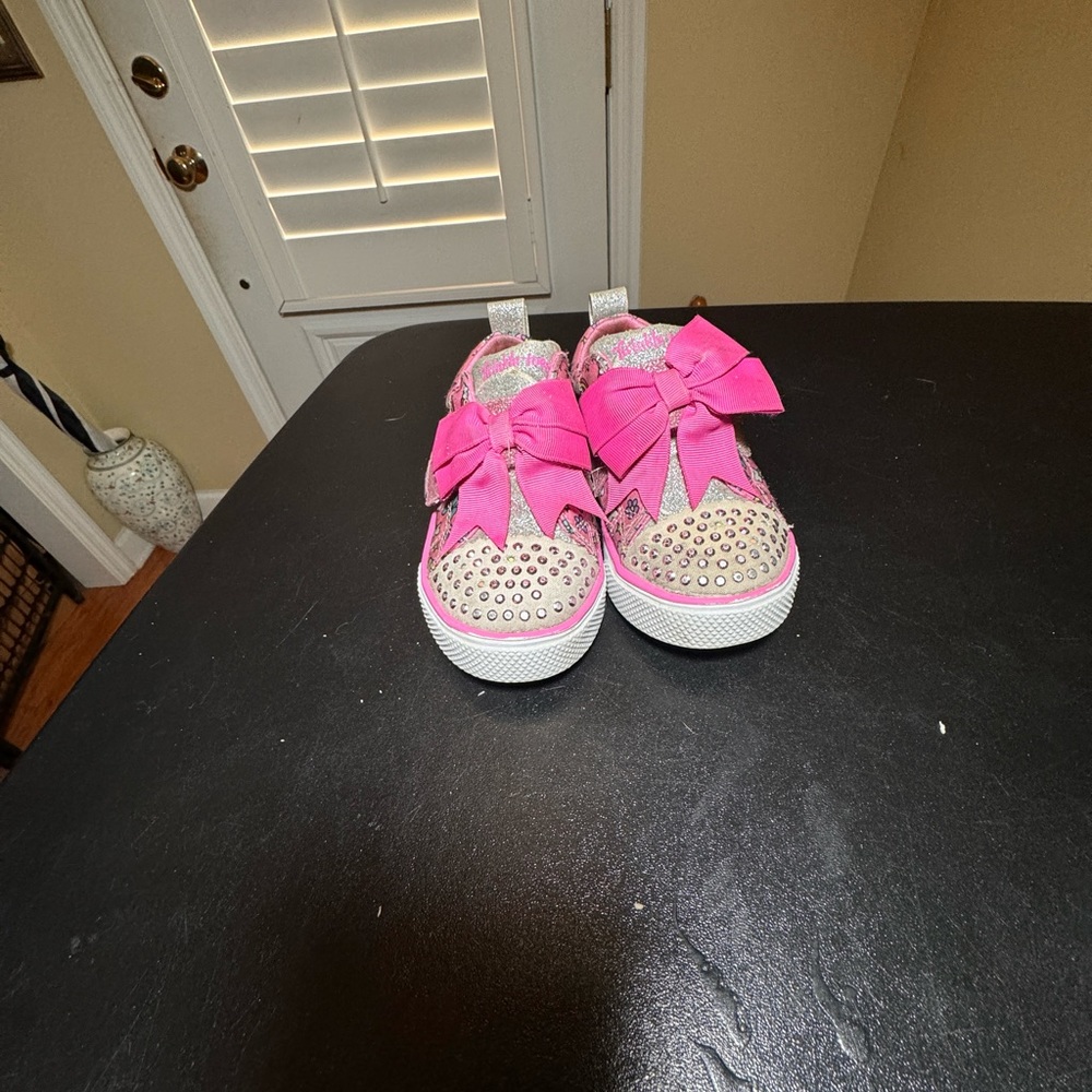 Sketchers size 9 sneakers